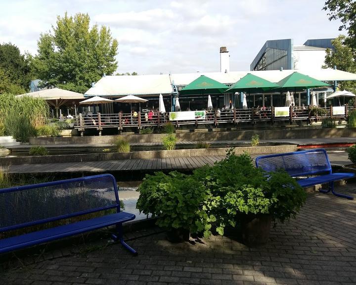 Cafe Pflanzenschauhaus